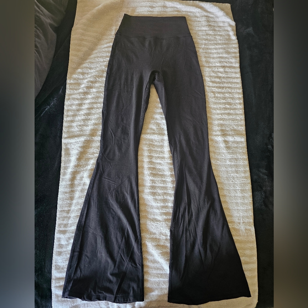 BuffBunny - Legacy Flare Legging - Onyx Black - Small - TALL